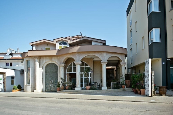 Hotel Flowers (Sivrić Mahala)))